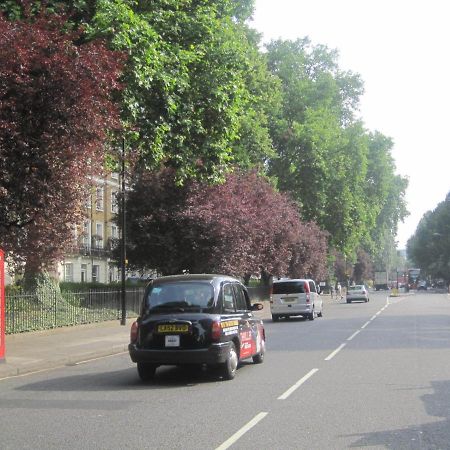 Отель Aaraya Sussex Gardens Лондон Экстерьер фото